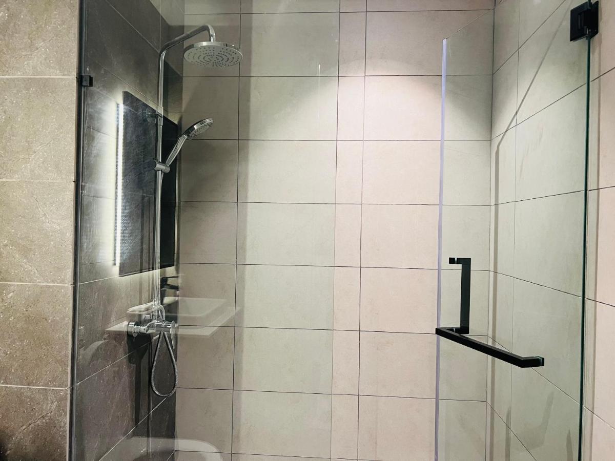 קואלה לומפור The Axon Suites Bukit Bintang By Cozy Stay מראה חיצוני תמונה