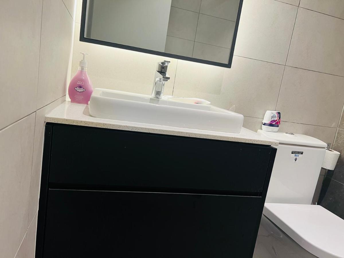 קואלה לומפור The Axon Suites Bukit Bintang By Cozy Stay מראה חיצוני תמונה